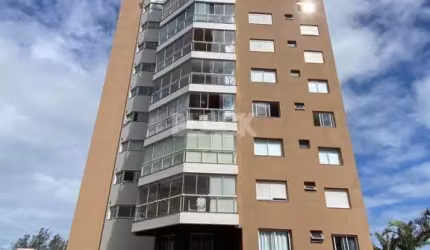 Apartamento com 3 Suítes a poucos passos do mar em Torres RS