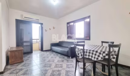 Apartamento com 2 dormitórios no Centro em Torres RS