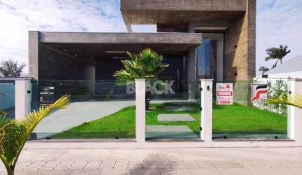 Casa com 3 quartos a venda na Praia de Bella Torres SC