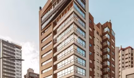 Cobertura duplex com 3 quartos no Centro em Torres RS