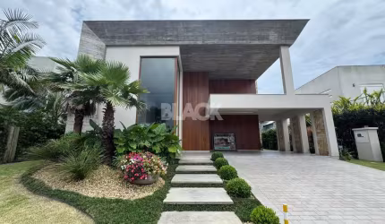 Casa com 4 suítes no Condomínio Ocean Side em Torres RS