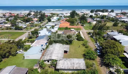 Casa 3 dormitórios à venda Praia Real Torres/RS