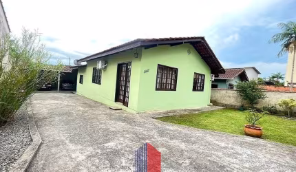 CASA AVERBADA 3 DORMITÓRIOS SUÍTE NO BAIRRO ITAUM.