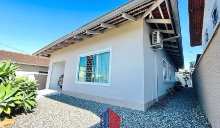 Casa com 3 dormitórios (suíte) Bairro Boehmerwald