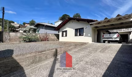 Casa 3 dormitórios (1 suíte) Bairro Nova Brasília