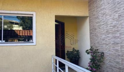 Sobrado com 3 dormitórios à venda, 238 m² por R$ 699.000 - Parque João Ramalho - Santo André/SP