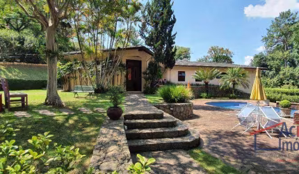 GRANJA VIANA - COND.JD.MEDITERRÂNEO - Casa térrea com 4 suites e lazer