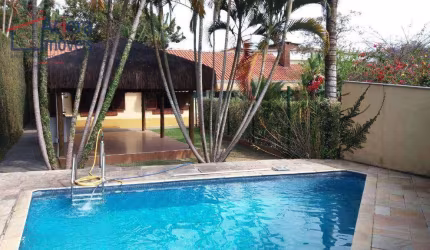Granja Vianna - Condomínio  Nova Higienópolis - Casa com 4 dormitórios e duas suítes