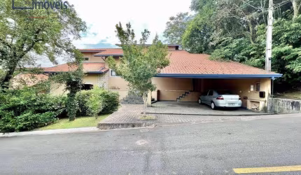 GRANJA VIANNA  - SÃO FERNANDO RESIDENCIA - Linda casa com piscina pronta para morar em condomínio  privilegiado