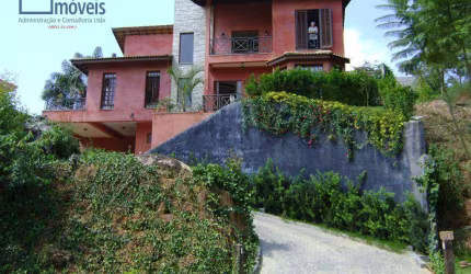 GRANJA VIANNA -PARQUE DAS ARTES , linda casa com  quatro suítes porteira fechada .