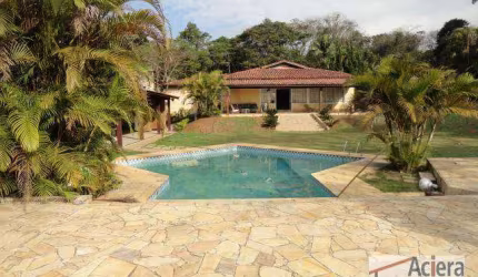 Chácara da Represinha- Casa térrea estilo fazenda, próximo do centro de Cotia !