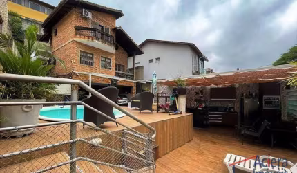 Casa com 3 dormitórios à venda, 180 m² por R$ 760.000,00 - Jardim Semiramis - Cotia/SP