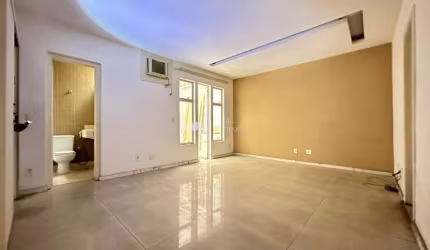 Ponto comercial à venda na Santa Amélia, Belo Horizonte  por R$ 250.000