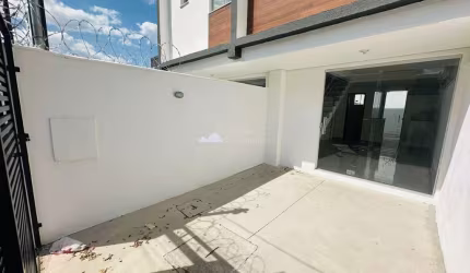 Casa com 2 quartos à venda em Piratininga (Venda Nova), Belo Horizonte  por R$ 394.000