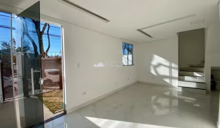 Casa com 3 quartos à venda na Etelvina Carneiro, Belo Horizonte  por R$ 555.000