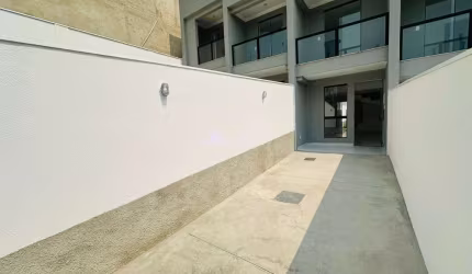 Casa com 2 quartos à venda no Jardim Guanabara, Belo Horizonte  por R$ 399.000