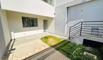 Casa com 2 quartos à venda no Céu Azul, Belo Horizonte  por R$ 380.000