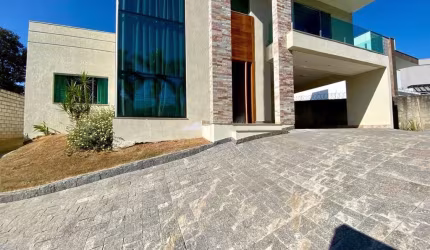 Casa com 3 quartos à venda em Bandeirantes, Belo Horizonte  por R$ 2.400.000