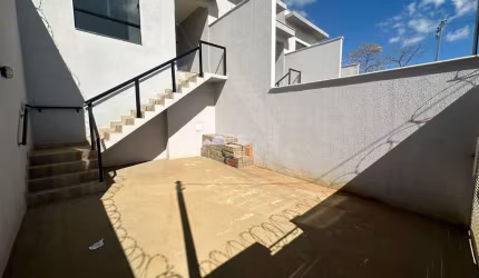 Casa com 3 quartos à venda em Cachoeira, São José da Lapa  por R$ 395.000