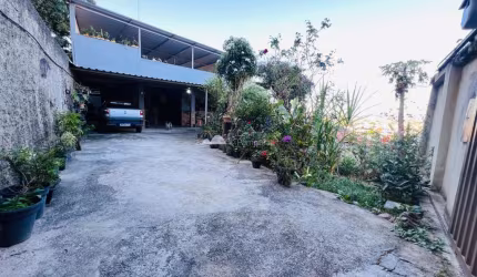 Casa com 3 quartos à venda no Tupi, Belo Horizonte  por R$ 625.000