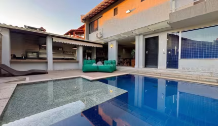 Casa com 4 quartos à venda em Itapoã, Belo Horizonte  por R$ 1.890.000