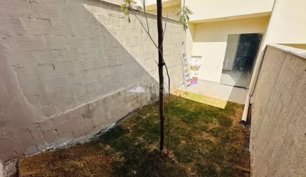 Casa com 2 quartos à venda em Canaã, Belo Horizonte  por R$ 409.000