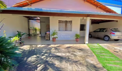 Casa com 3 quartos à venda em Nazia, Vespasiano  por R$ 850.000
