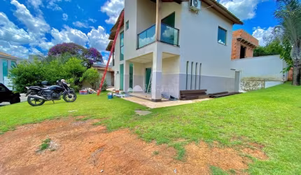 Casa em condomínio fechado com 3 quartos à venda em Rosa Dos Ventos, Vespasiano  por R$ 1.700.000