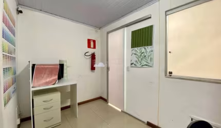 Casa com 2 quartos à venda na Vila Cloris, Belo Horizonte  por R$ 340.000