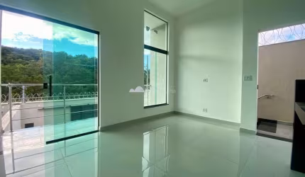Casa com 3 quartos à venda no Novo Centro, Santa Luzia  por R$ 650.000