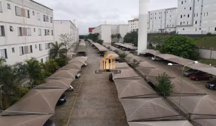 Apartamento no Condomínio Santa Mônica por R$ 230.000,00