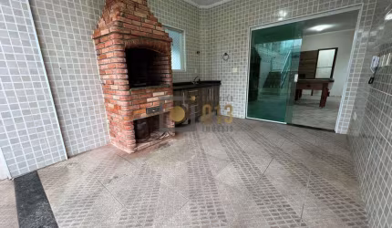 Casa com 5 quartos, Marapé, Santos - R$ 1.39 mi, Cod: 1902