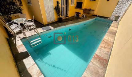 Casa com 3 quartos, Vila Mathias, Santos - R$ 1.38 mi, Cod: 2356