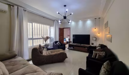Casa com 3 quartos, Macuco, Santos - R$ 890 mil, Cod: 2627