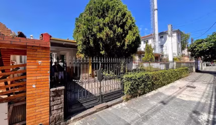 Casa com 3 quartos, Macuco, Santos - R$ 1.92 mi, Cod: 2682