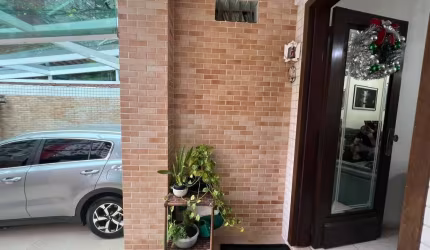 Casa com 4 quartos, Gonzaga, Santos - R$ 1.6 mi, Cod: 2751