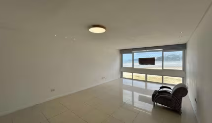 Apartamento de luxo à venda em Santos-SP: 3 quartos, 2 suítes, 1 sala, 1 banheiro, 2 vagas de garagem, 140,00 m² no José Menino.