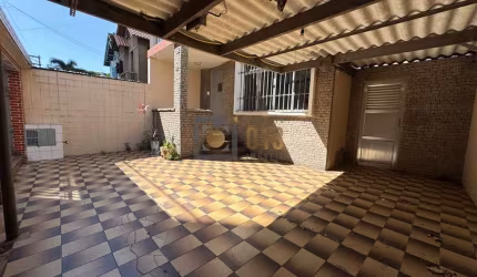 Casa com 2 quartos, Embaré, Santos - R$ 1.5 mi, Cod: 2996