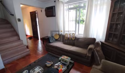 Casa com 3 quartos, Boqueirão, Santos - R$ 750 mil, Cod: 3031