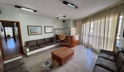 Sala comercial de alto padrão no coração de Santos - 4 salas, 2 banheiros, 98m² - Imperdível oportunidade!