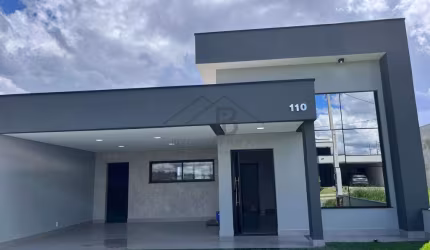 LINDA CASA A VENDA NO RESIDENCIAL EVIDENCIAS EM INDAIATUBA SÃO PAULO , CIDADE MARAVILHOSA LOCALIZADA A 1 HORA DA CAPITAL PAULISTA.