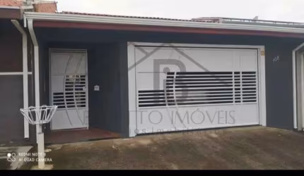 Imperdível Casa à Venda em cidade] - Bairro]  2 Quartos, 2 Salas, 1 Banheiro, 2 Vagas de Garagem  150m² de área.