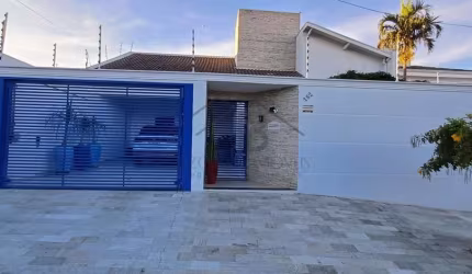 Casa com 3 quartos à venda na Rua Antônio Tavares de Campos, 50, Jardim Esplanada, Indaiatuba, 217 m2 por R$ 1.450.000