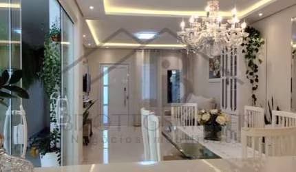 Impecável casa à venda em Indaiatuba-SP, Jardim Itamaracá  2 Dormitórios, reformada recentemente, cozinha planejada, 2 vagas, 125 M²  de área.