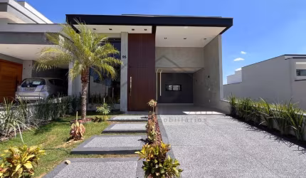 Casa de alto padrão em condomínio no Jardim Mantova, Indaiatuba-SP: 3 quartos, 1 suíte, 3 salas, 3 banheiros, 3 vagas, 142m².