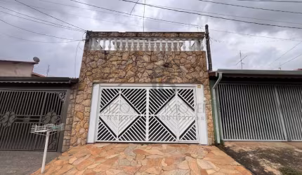 OPORTUNIDADE : VENDE- SE SOBRADO NO JARDIM DO VALLE NA CIDADE DE INDAIATUBA, 3 DORMITÓRIOS SENDO 1 SUÍTE A DUAS QUADRAS DO PARQUE ECOLÓGICO.