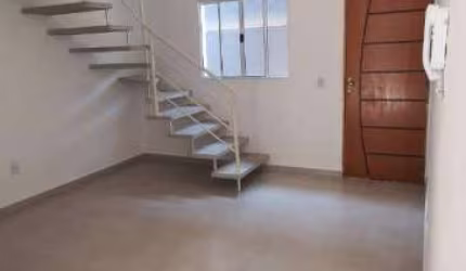 - Excelente Casa no Condomínio Residencial Solar do Araruama - Cotia