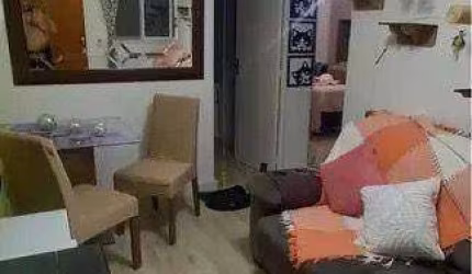 Apartamento no Condomínio Conjunto Jardim Cupecê