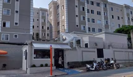 - Apartamento no Condomínio Residencial Saint Arthur - Campo Limpo