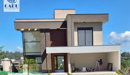 - Excelente Casa no Condomínio Reserva Santa Anna - Santana de Parnaíba